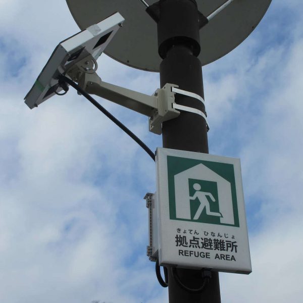 福井県大野市設置事例-街路灯のポールに設置